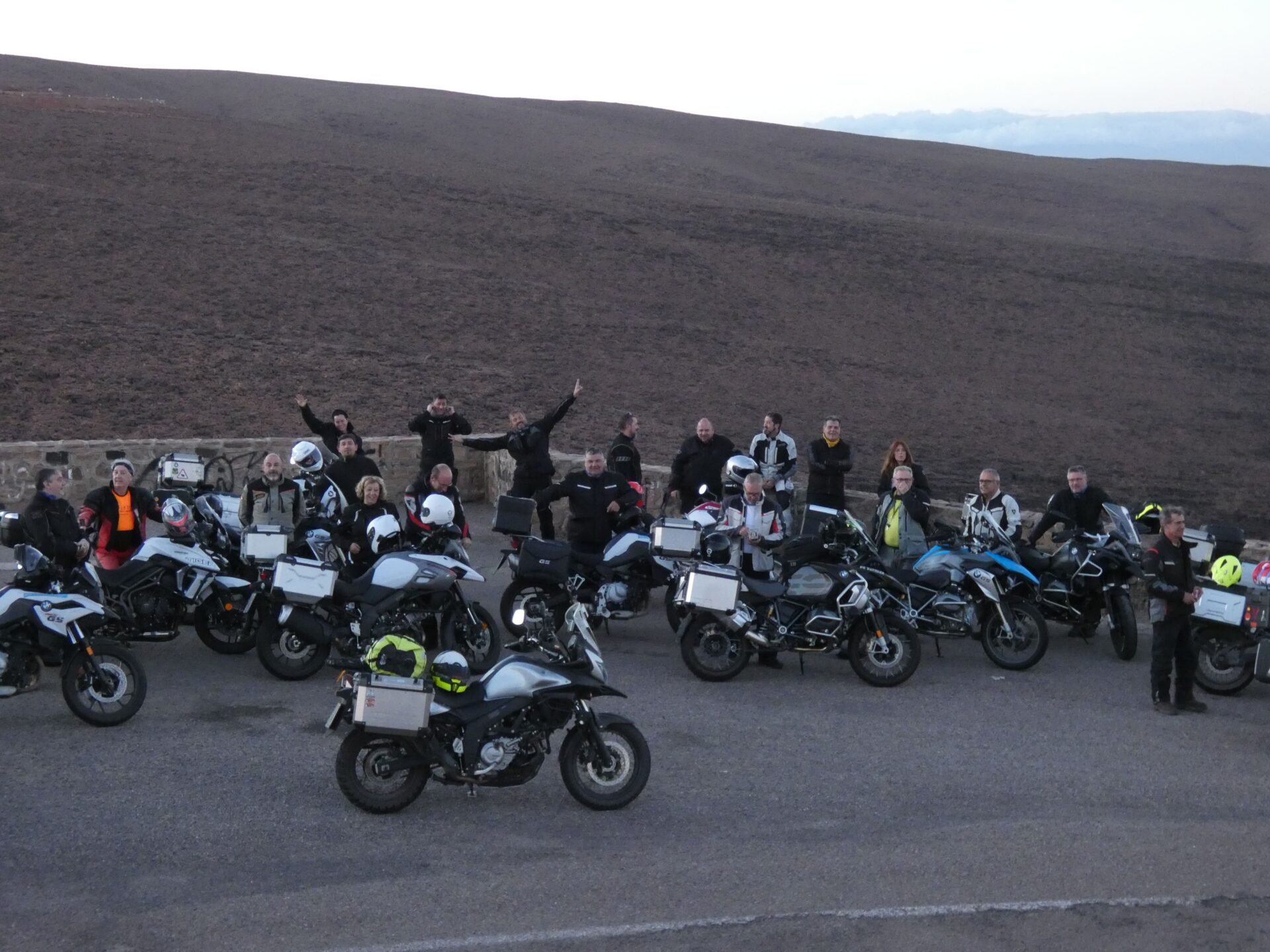 Grupo de viaje en Anti Atlas y Erg Chegaga